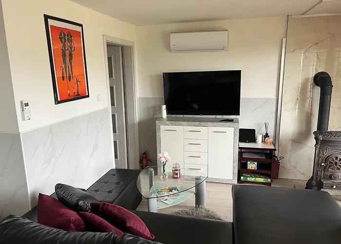Johnys Apartment