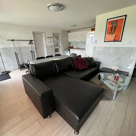 Johnys Apartment Ostrava Exterior photo